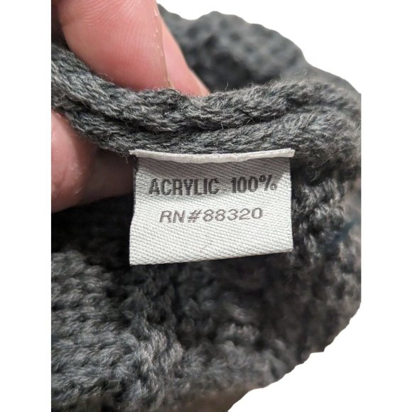 C.C. Exclusives Cable Knit Beanie Thick Soft Warm Chunky Lot of 3 One Size - Picture 6 of 6